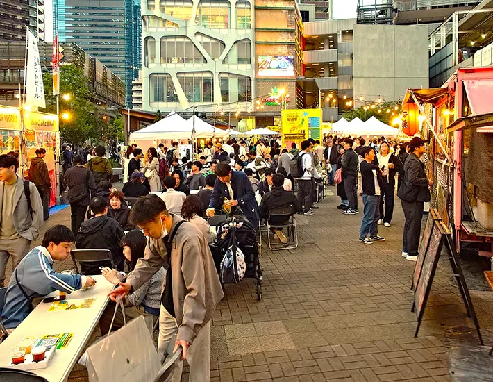 三宮サンキタ広場の会場