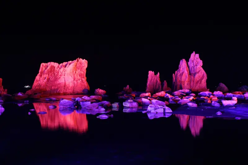 Hashigui-iwa Rocks Light-up