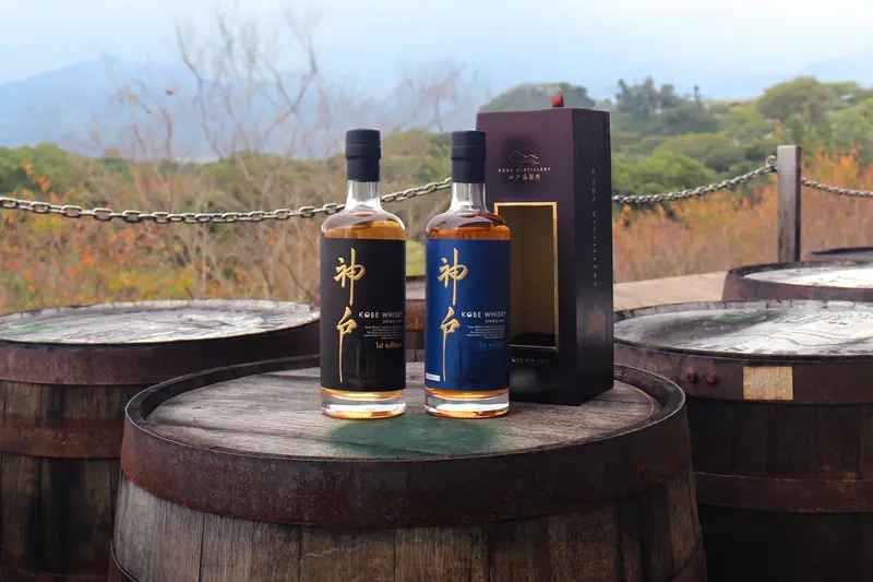 KOBE WHISKY SINGLE MALT 1st editionとSINGLE BOURBON CASK 1st edition