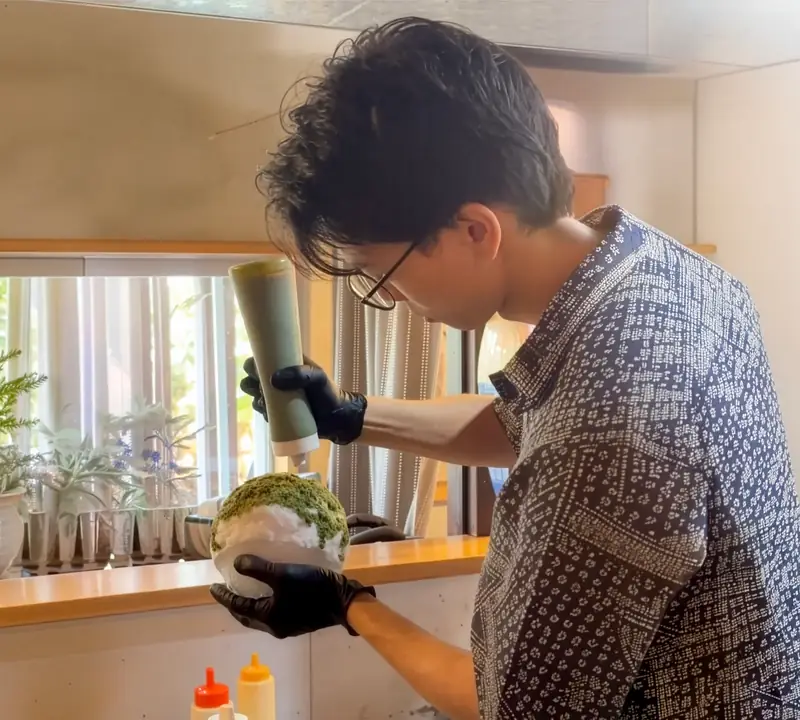 恋氷（KOIGORI）神戸南京町 削り師カイチ