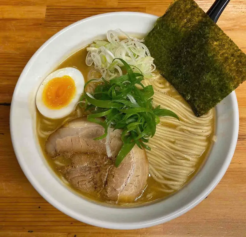 いっぽしの鶏白湯ラーメン