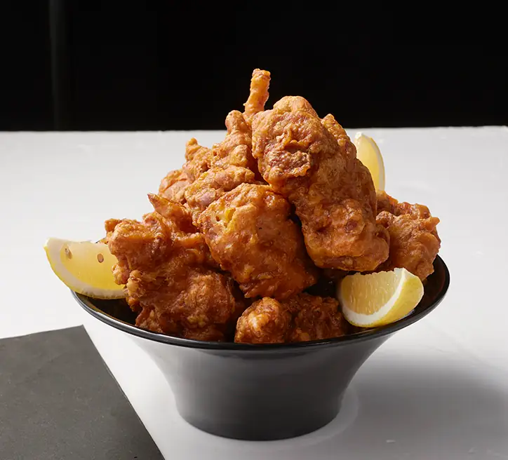 こぶしサイズの「和田ちゃん唐揚げ」