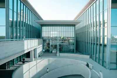 兵庫県立美術館